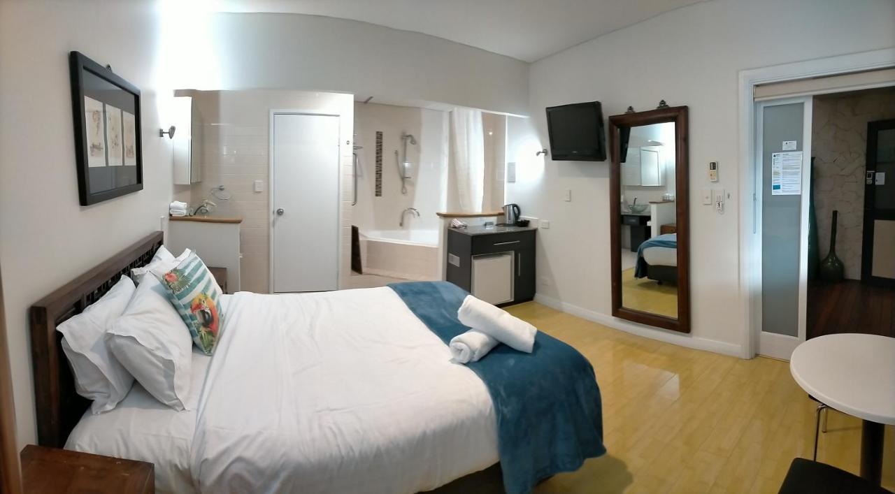 Dunsborough Apartments & Suites Ngoại thất bức ảnh
